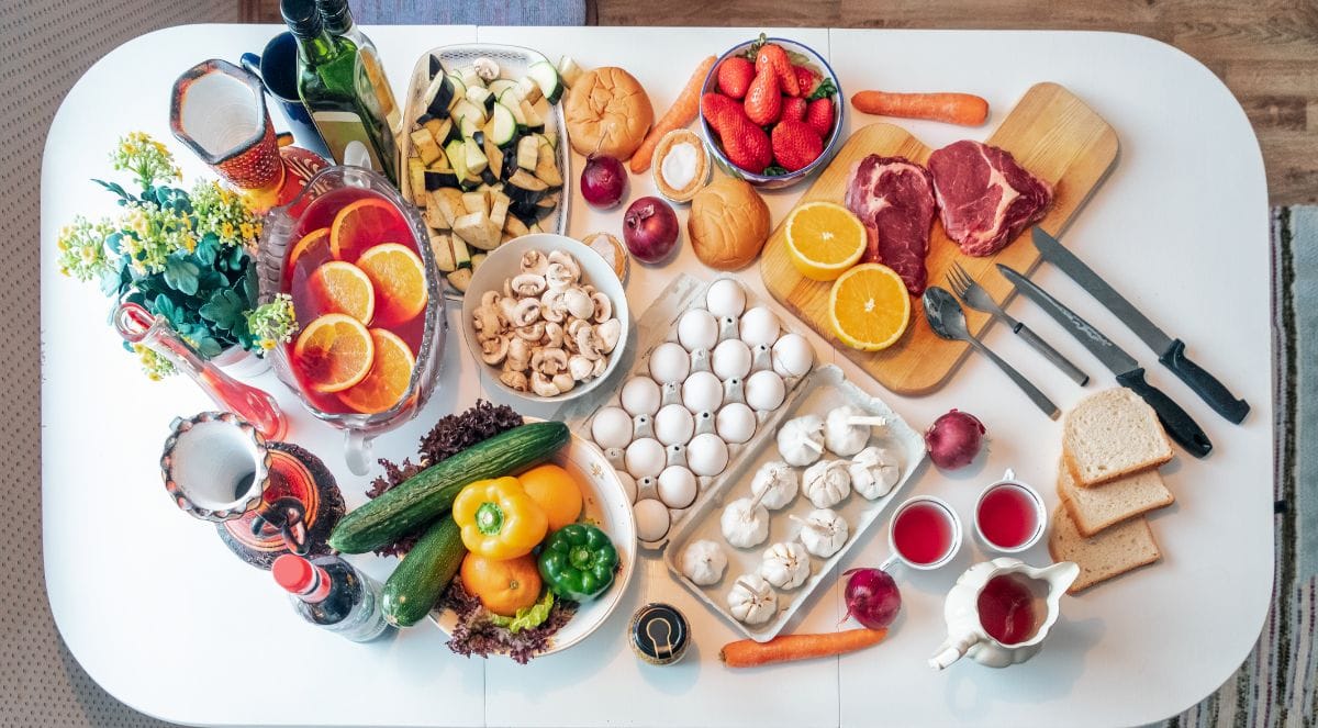 How Diet Can Impact Hip Arthritis Symptoms: Understanding Dietary Influence on Pain Management and Mobility